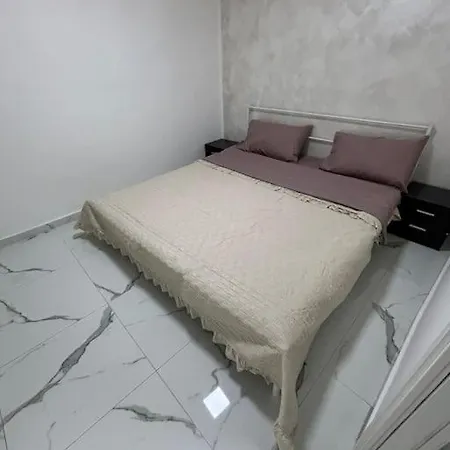 Emanuela House Apartment